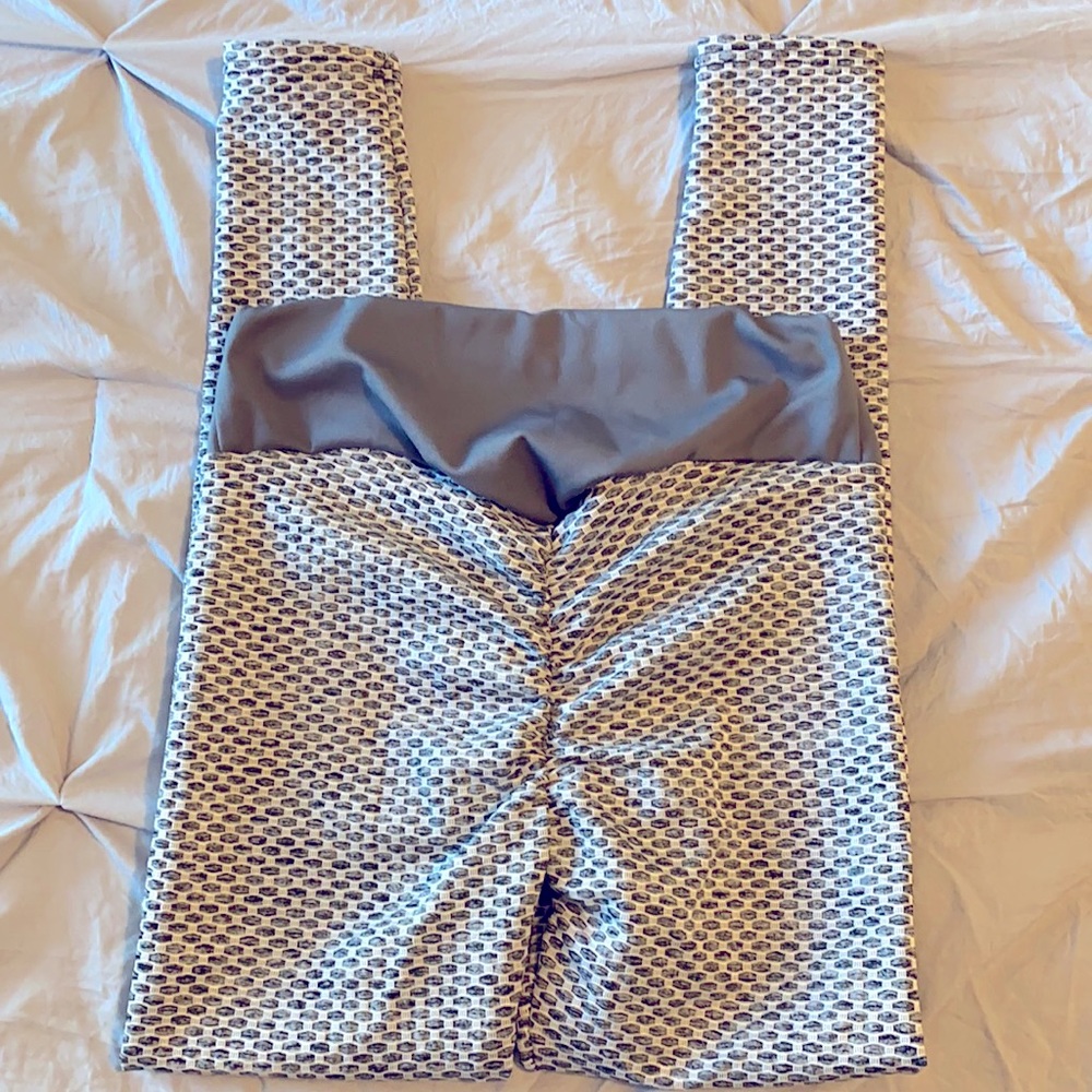 Scrunch Bootie Leggings